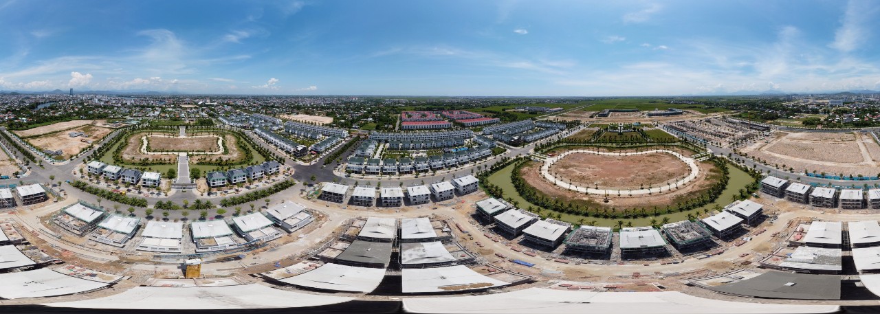 MUA NHÀ ĐẸP NHẬN XE SANG MERCEDES C200