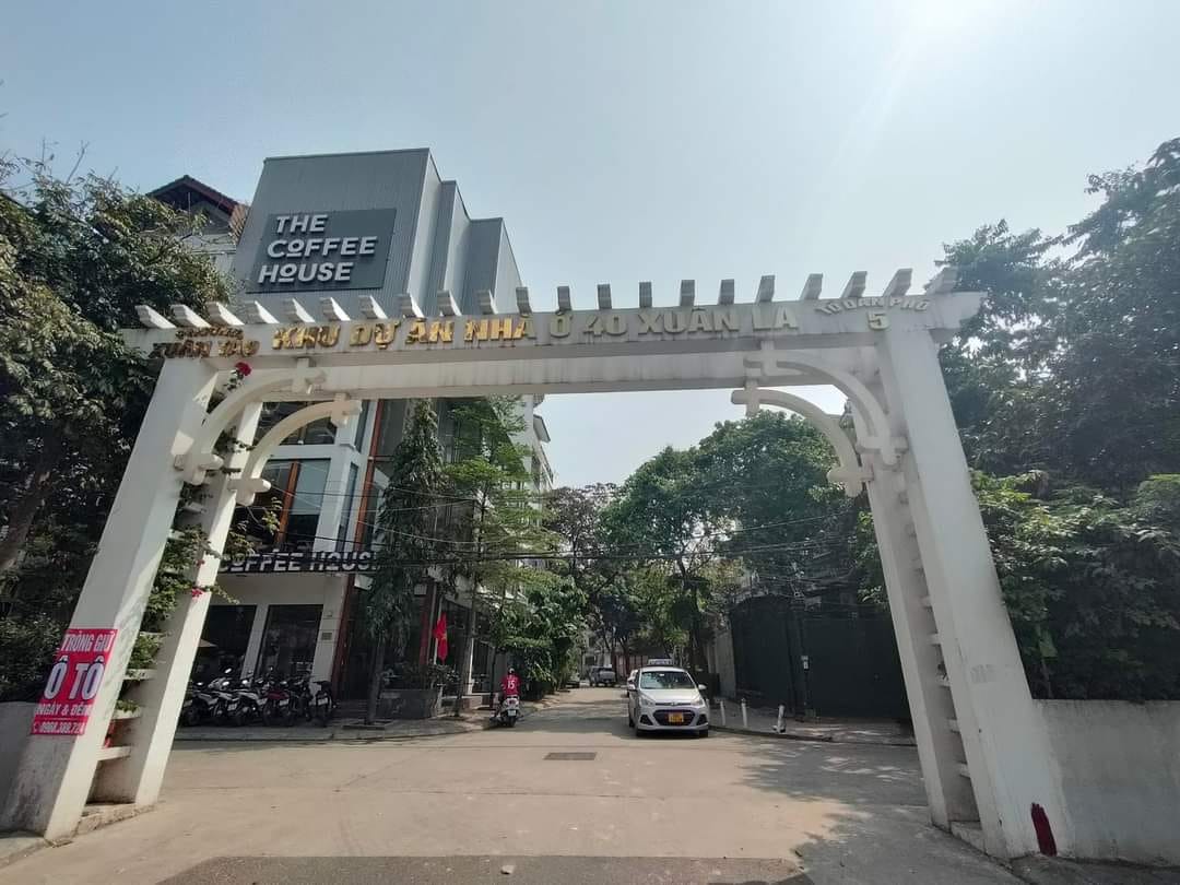 Nhà trung tâm Xuân La, Từ Liêm cần bán diện tích 101m2 x tầng thang máy, kinh doanh