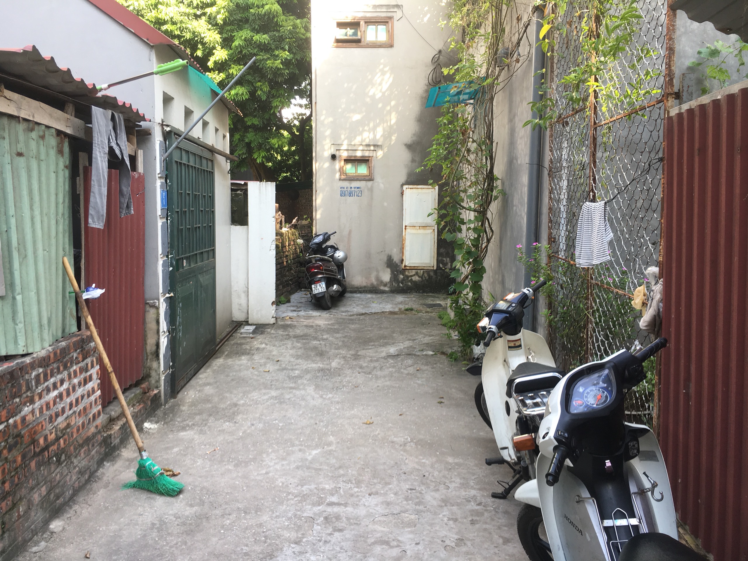 Cần bán 123m2 đất tại tổ 21 phường thượng thanh long biên hà nội