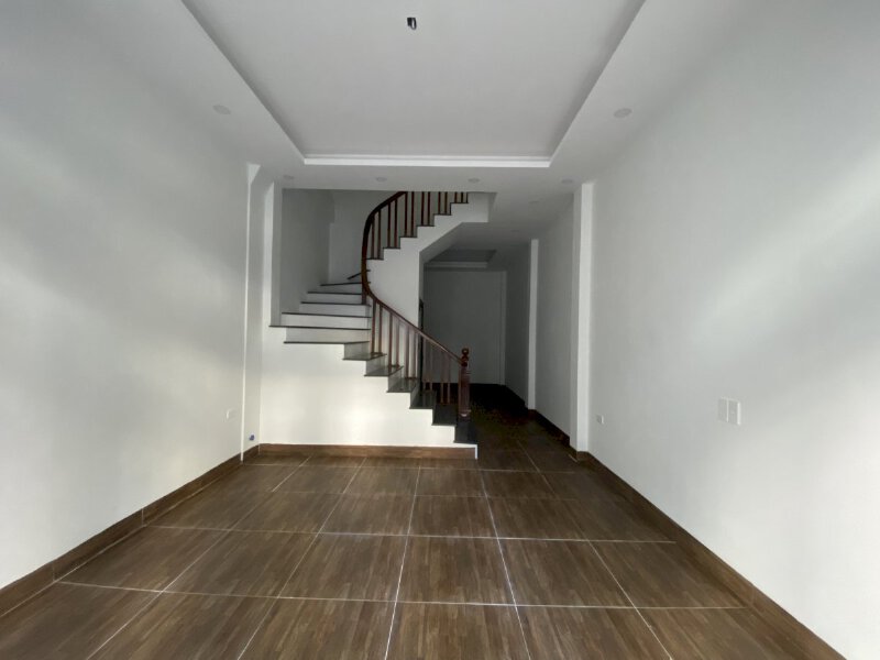 BA BƯỚC RA QUỐC TỬ GIÁM - 58M2 - 5.9 TỶ - DÒNG TIỀN 30TR/ THÁNG - Ô TÔ ĐỖ - KINH DOANH