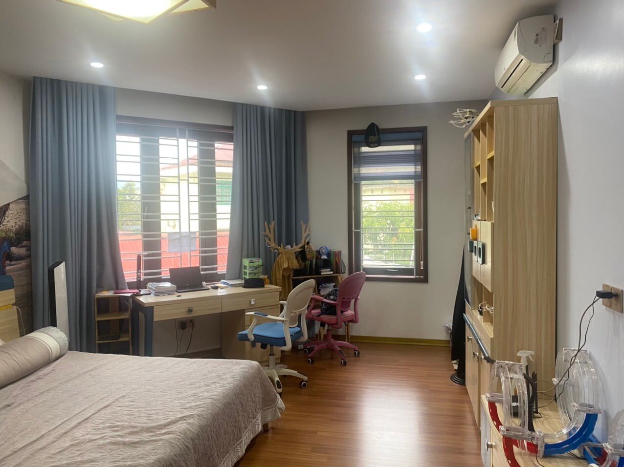 Bán Biệt thự sang trọng cho khách hàng hữu duyên