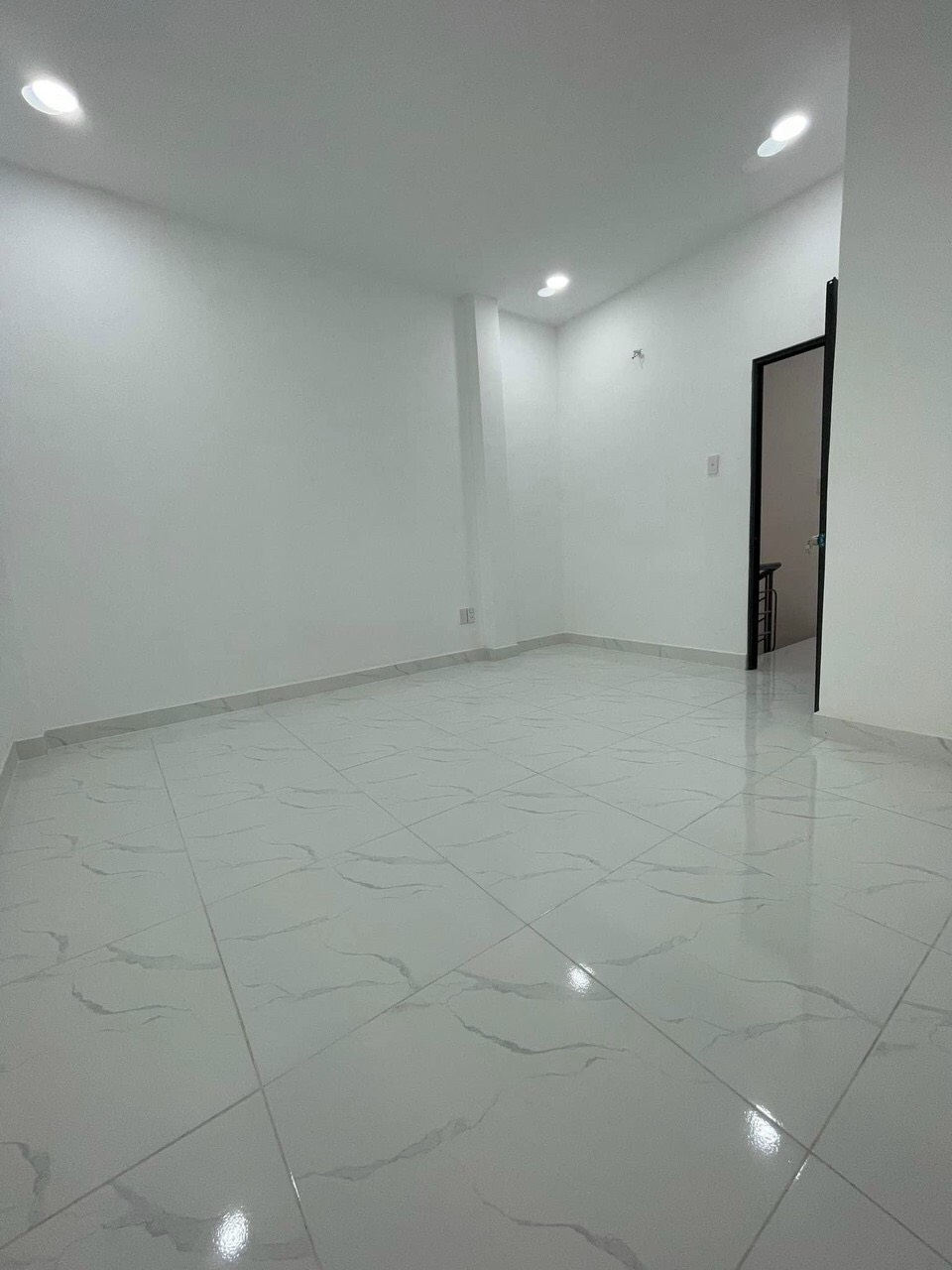 Bán nhà, khu vip, Lê Quang Định, 4 x 10m, 1 lầu, 2PN, Bình Thạnh, DT 40m², Giá 6.4 Tỷ