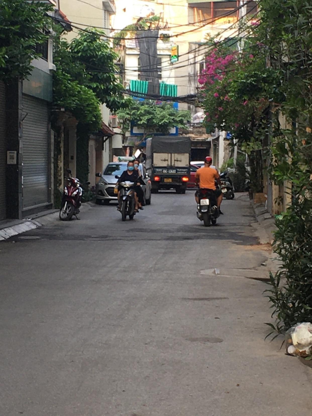 CẦN BÁN GẤP NHÀ MINH KHAI, HAI BÀ TRƯNG,28M2 X 5T, Ô TÔ TRÁNH, KINH DOANH ĐỈNH.