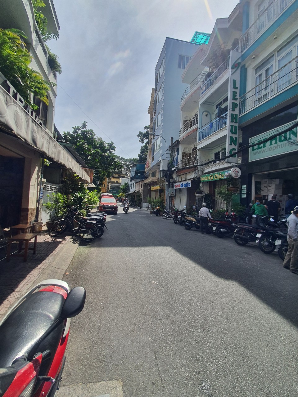 Xuất cảnh bán nhà HXH 8m 134 Thành Thái, Phường 12, Q10, DT: 4,2x17m, 3 lầu. Giá chỉ 18 tỷ TL