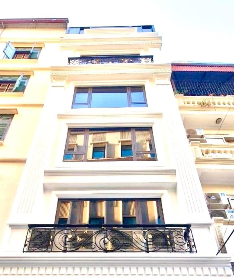 Bán Nhà 70m2 x 7 Tầng - Thang Máy - Mặt Phố Khương Đình - Thanh Xuân - Giá 18. Tỷ