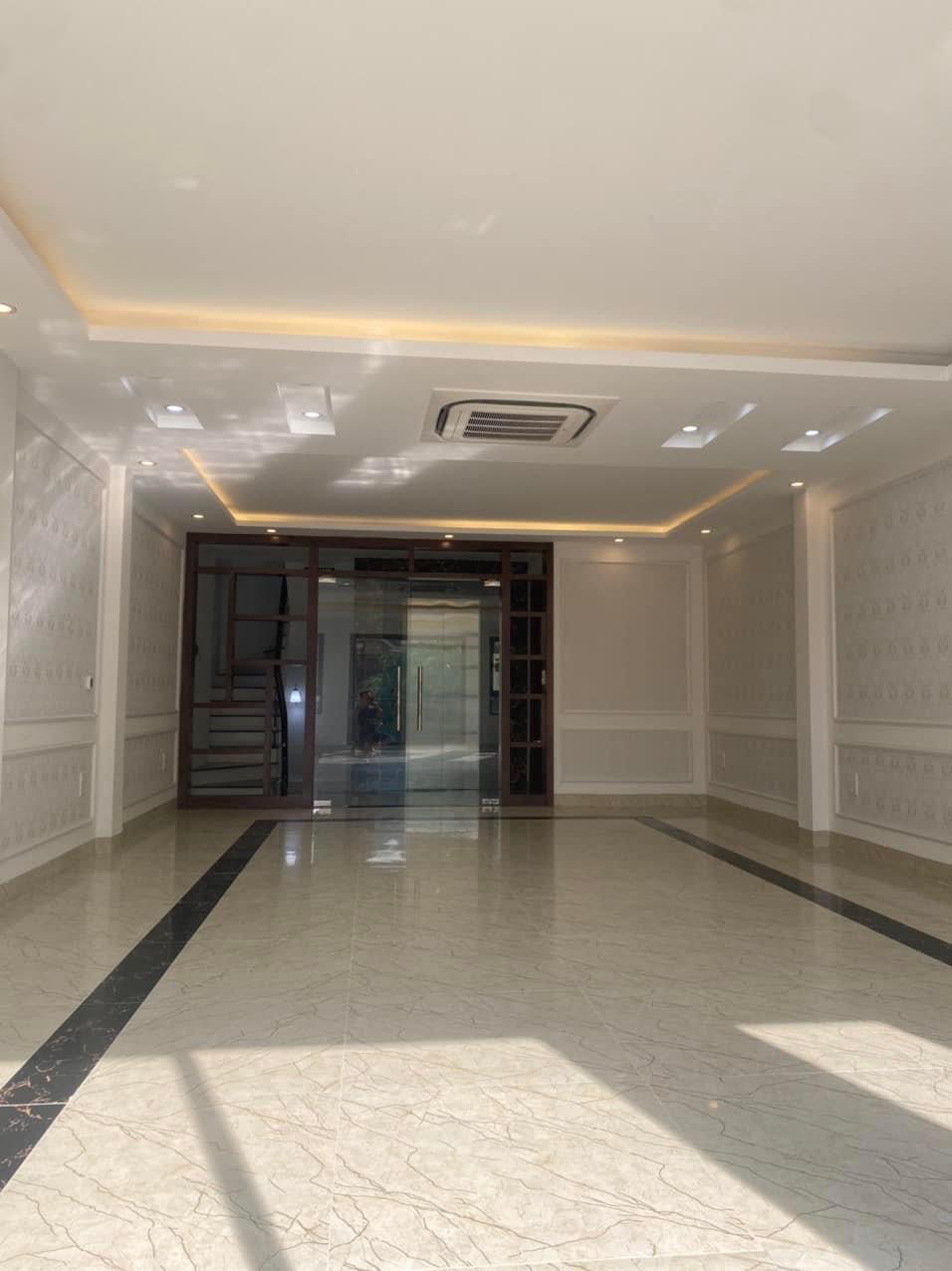 Phân lô Trung yên - 8tầng thang máy - Ô tô tránh đỗ cửa - Vỉa hè - Kinh doanh văn phòng