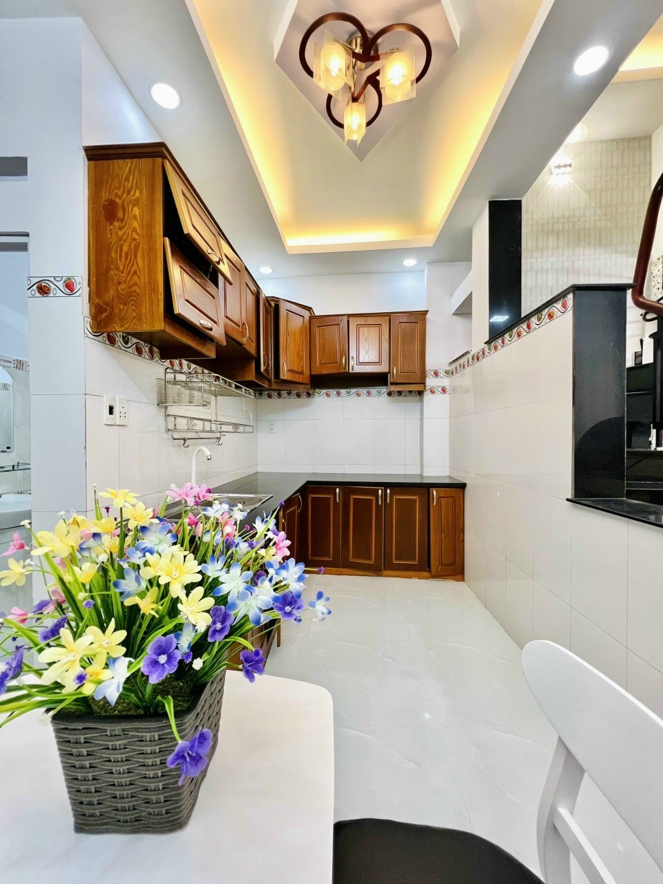 Dân trí, hẻm 3.5m Phan Đình Phùng, 3.5 x 10m, 2 lầu, Phú Nhuận