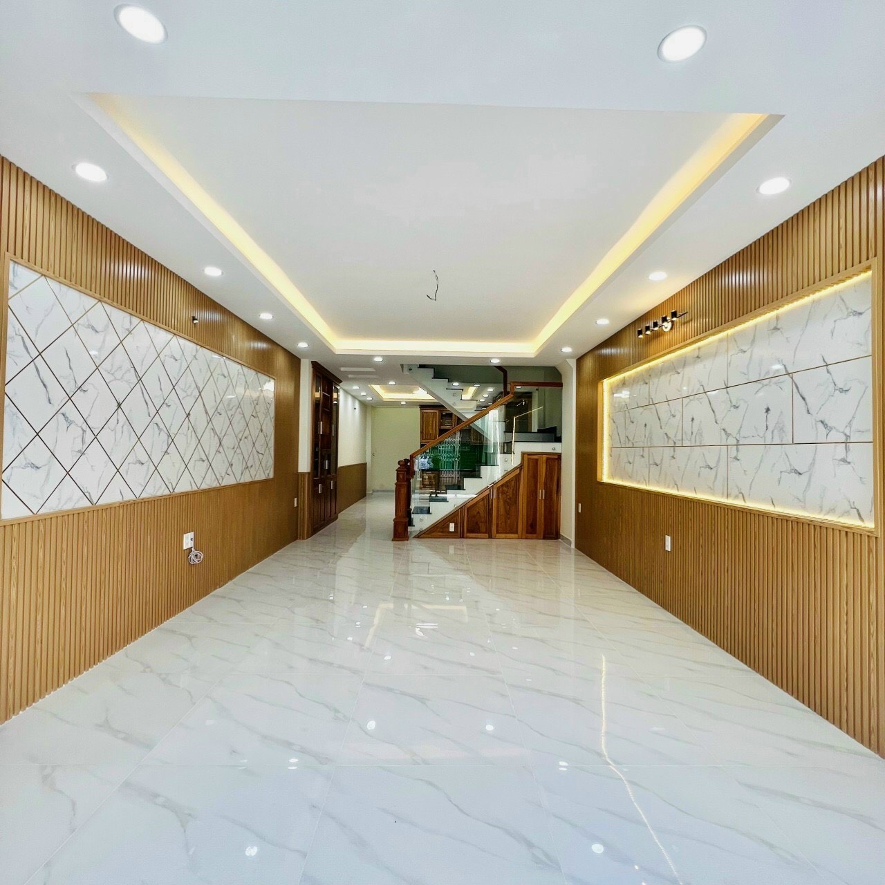 (Phú Nhuận) HXH Nguyễn Văn Trỗi, 4.3 x 15m, 3 lầu, chỉ 8.45 tỷ