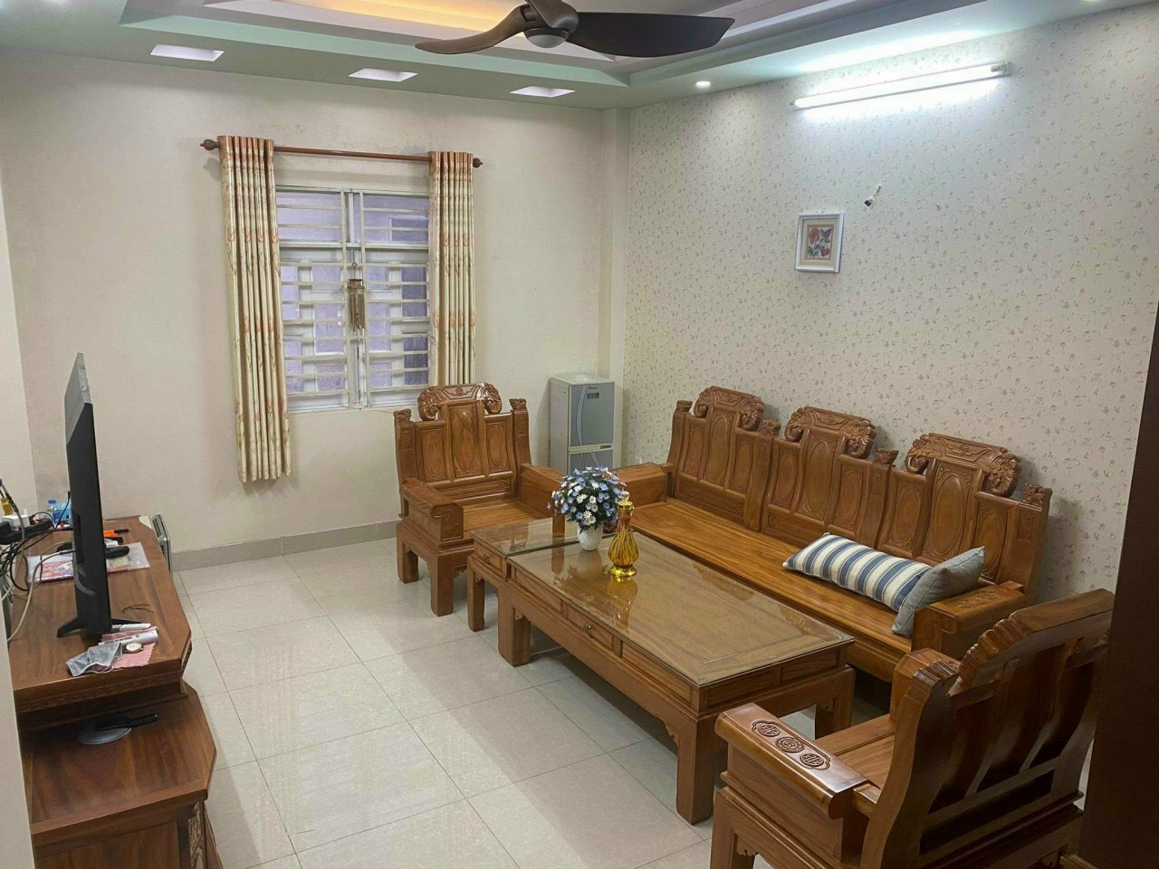 (Bình Thạnh) hẻm 5m, Lê Quang Định, 4 x 16m, 3 lầu, chỉ 9.5 tỷ