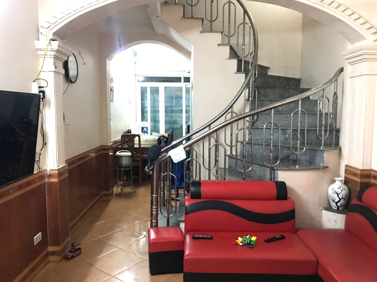 BÁN NHÀ VIỆT HƯNG, DÂN XÂY, GẦN Ô TÔ, 36M2x3.5M