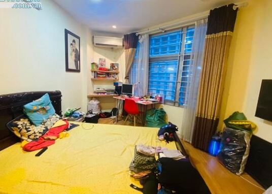 BÁN NHÀ RIÊNG PHỐ HÀO NAM, KD, Ô TÔ TRÁNH, 5 TẦNG 4.7 TỶ _(M25)