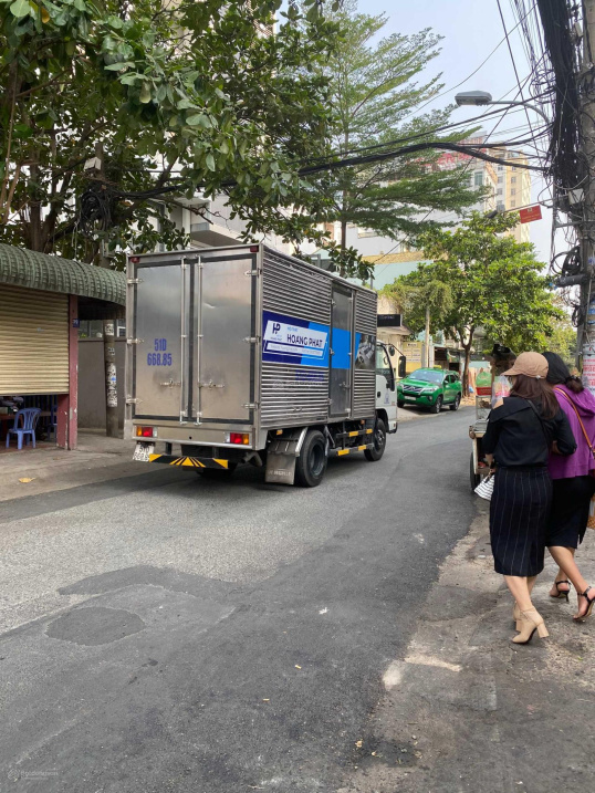 Bán gấp lô đất thổ cư (4,2x22) mặt tiền đường số 18 Phạm Văn Đồng - Gigamall Thủ Đức