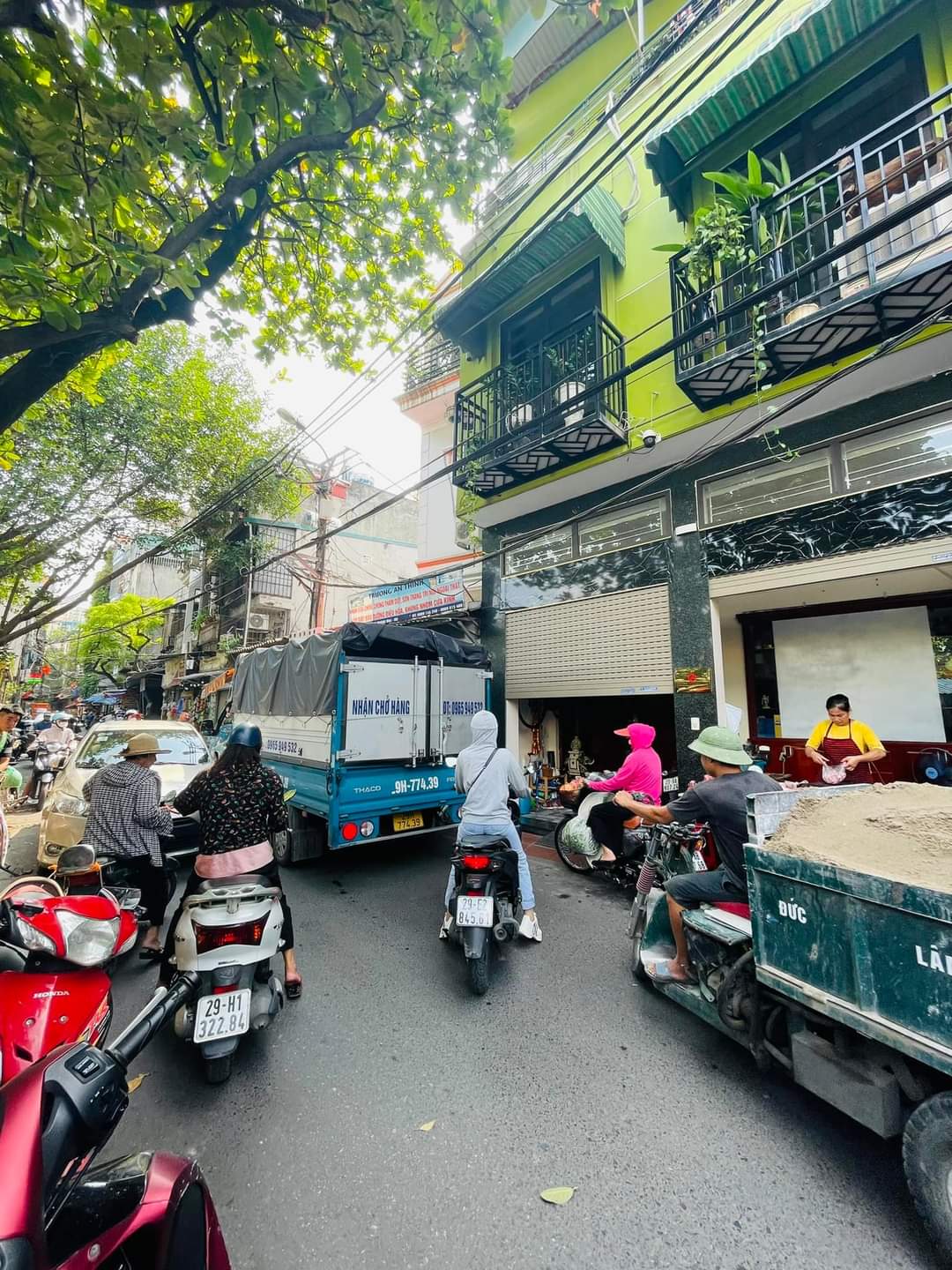 7.5 TỶ - MẶT NGÕ CHỢ, KINH DOANH SẦM UẤT, 2 MẶT THOÁNG - NHÀ BÁN MAI ĐỘNG - HOÀNG MAI.