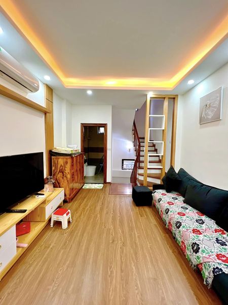 Bán nhà Xuân La, KHU PHÂN LÔ QUÂN ĐỘI, ô tô, 30m 3.9 tỷ