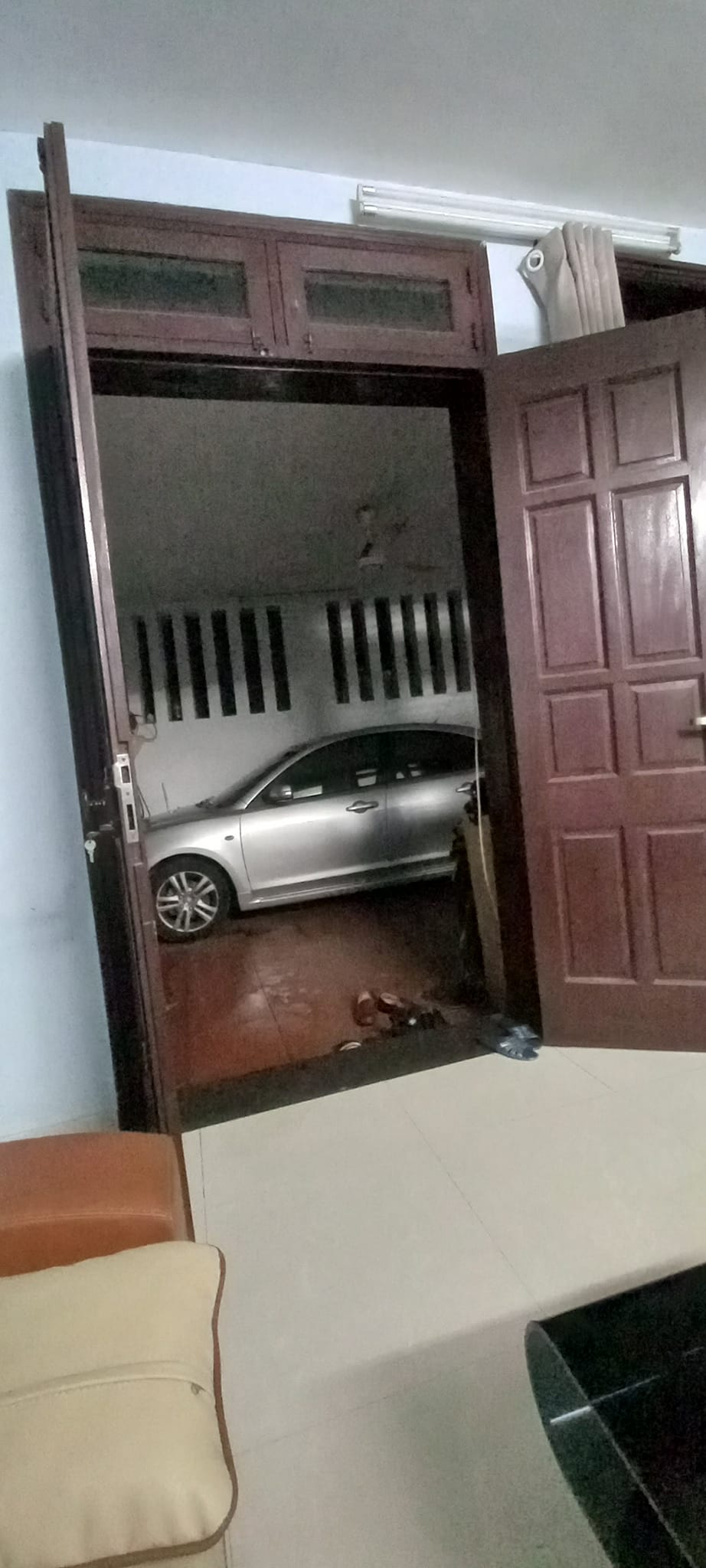 Bán nhà Xuân La, Ô TÔ 7 CHỖ , 36m 6,2 tỷ