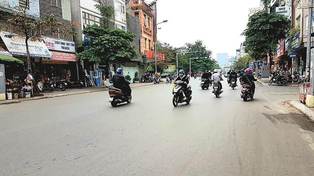 BÁN NHÀ MẶT PHỐ THANH NHÀN - HAI BÀ TRƯNG, DT 80M2, MT 12 MÉT, LÔ GÓC, VỈA HÈ ĐÁ BÓNG - GIÁ 29 TỶ.