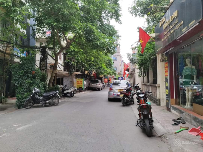 17 TỶ - CẦN BÁN BIỆT THỰ KIỂU PHÁP, LÔ GÓC, Ô TÔ TRÁNH, GARA Ô TÔ - Ở PHỐ 8/3 - HAI BÀ TRƯNG.