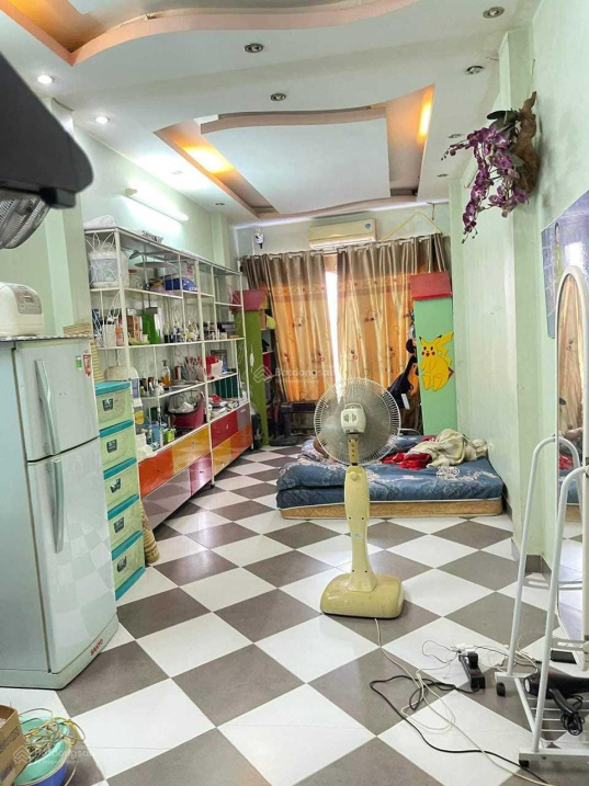 Bán nhà phố Hoàng Mai 2 mặt ngõ kinh doanh diện tích 32m2 giá nhỉnh 7 tỷ