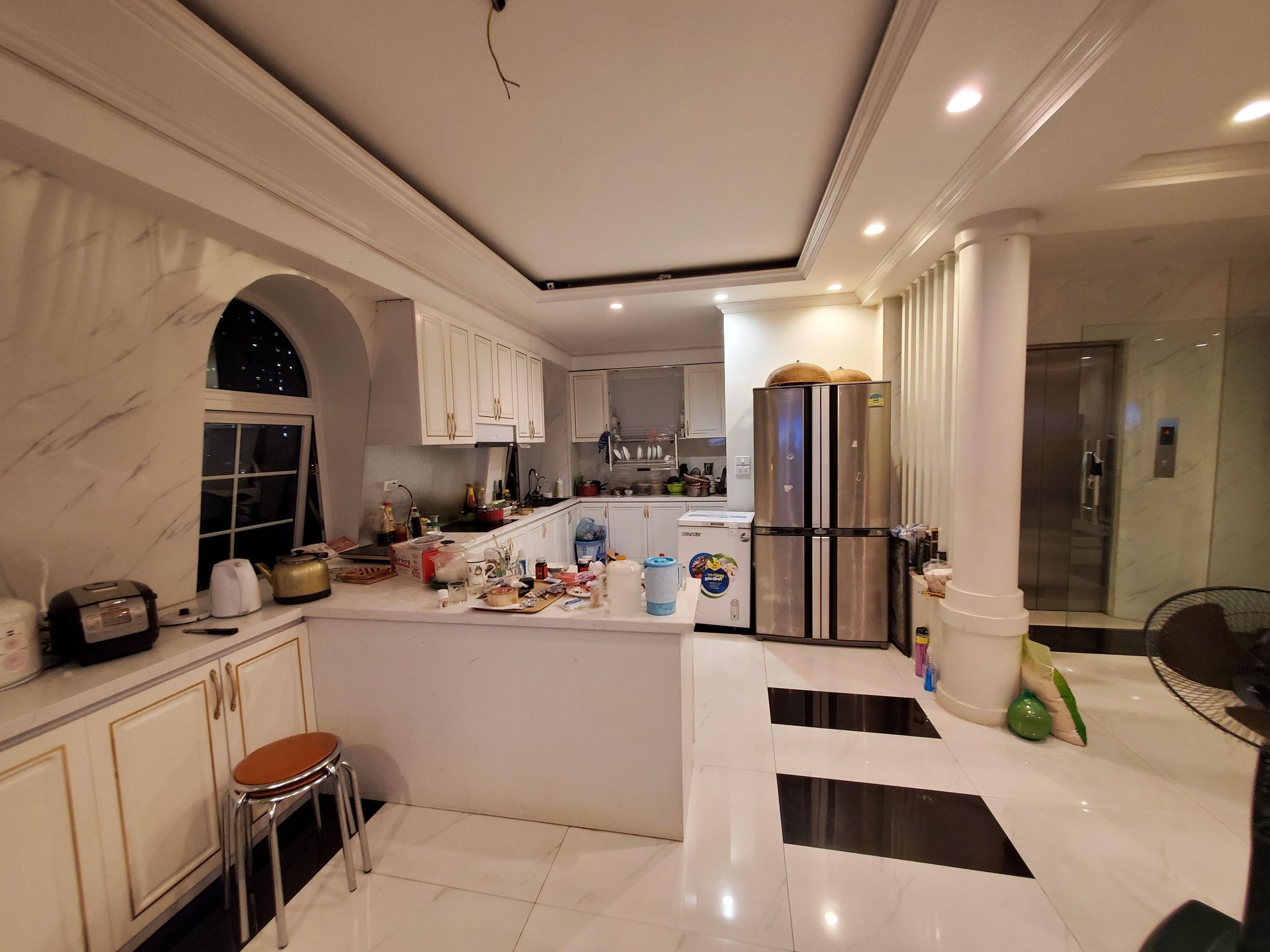 Bán Nhà KĐT Tây Nam Linh Đàm Gía Rẻ Diện Tích 200m 4 Tầng Mặt Tiền 12m Gía 20 Tỷ