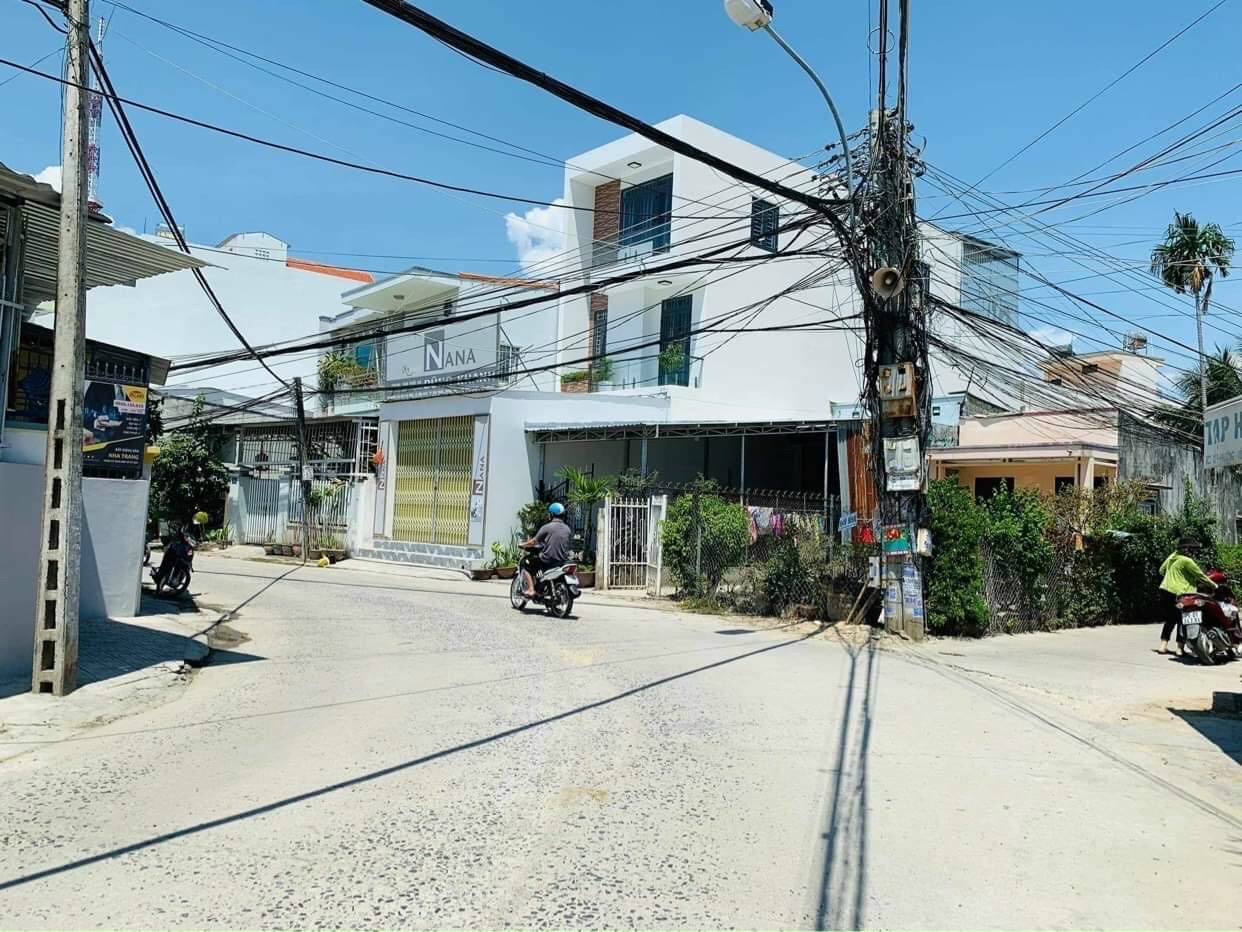 Giá sập sàn lô đất 3 mặt tiền đường Cầu Dứa Phú Nông, chỉ 29tr/m2 ( chỉ 1 lô duy nhất )