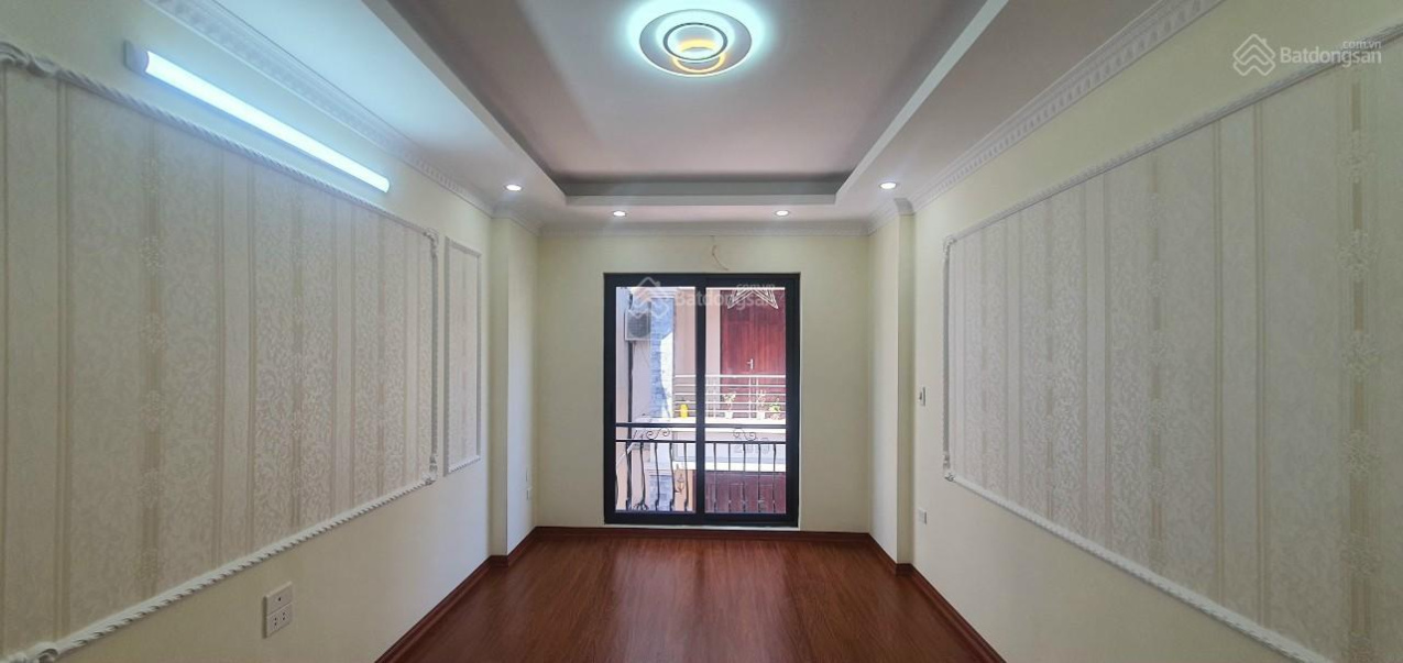 Chính chủ bán nhà ngõ 126 Vĩnh Hưng 22m2 x 4 tầng mới 2PN SĐCC 2,25 tỷ