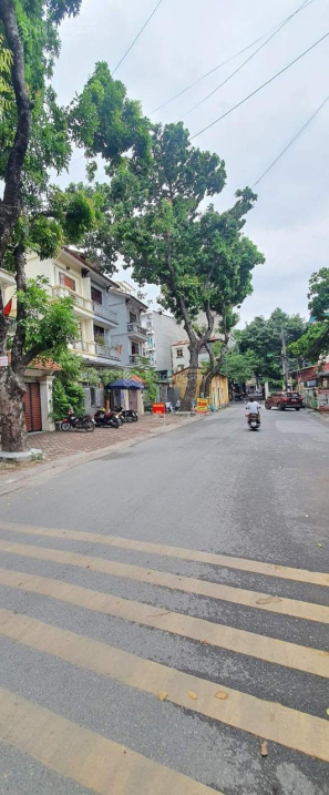 Đầu tư siêu lời đất MP quận Tây Hồ, lô góc 3 thoáng, tiện xây apartment, building 180m2 chỉ 21.5 tỷ