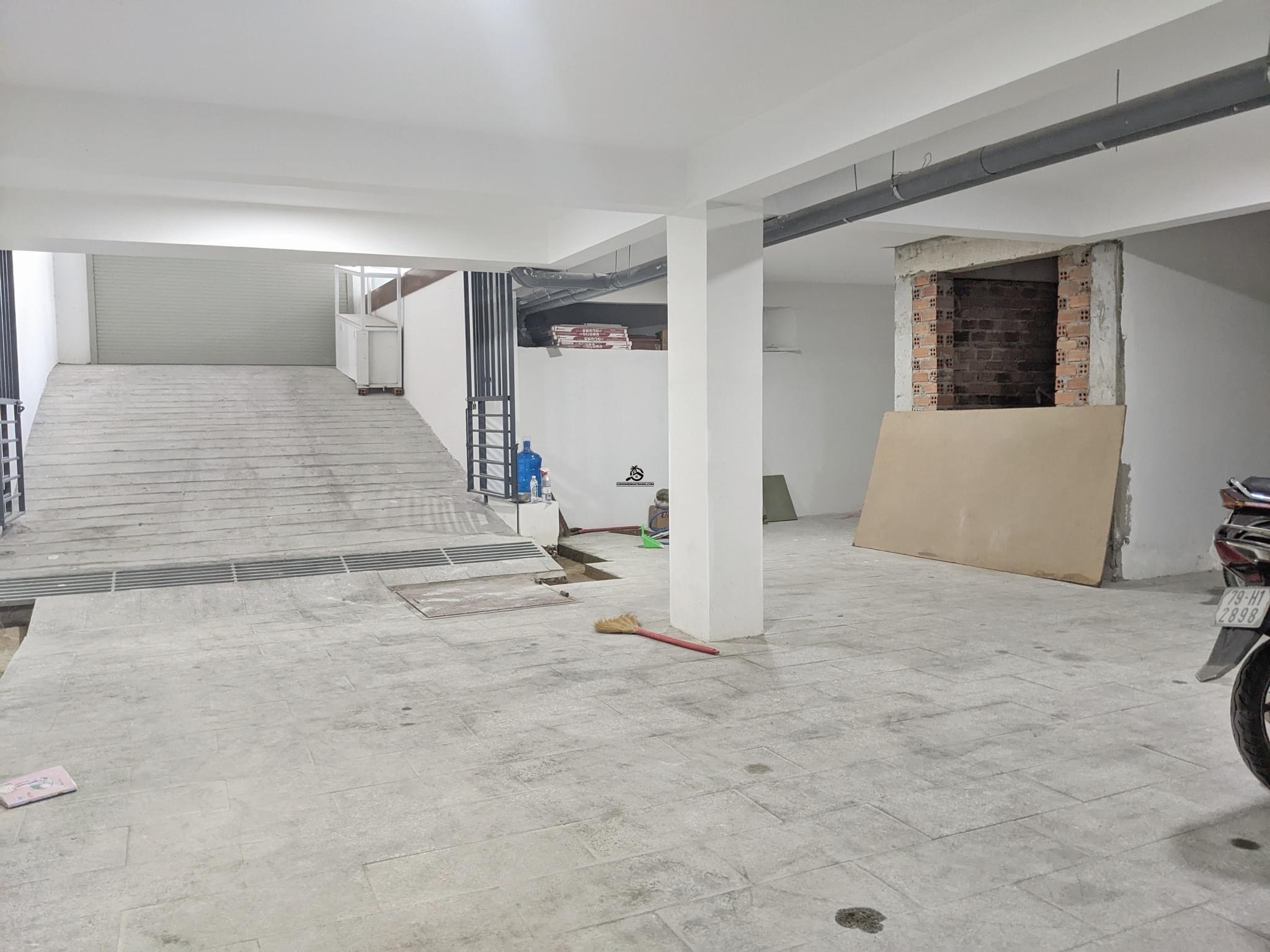 Nhà mới căn góc - 2 mặt tiền đường Thích Quảng Đức, khu đô thị Hà Quang