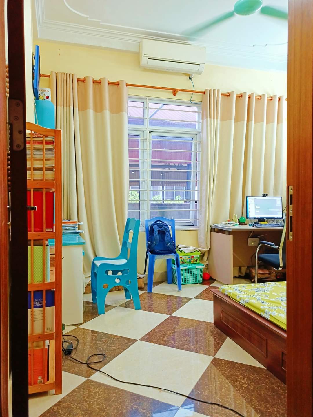 Bán nhà Mặt Phố Hà Kế Tấn Trường Chinh Thanh Xuân 5 tầng MT14m Lô góc 11tỷ vỉa hè kinh doanh.LH:0397194848