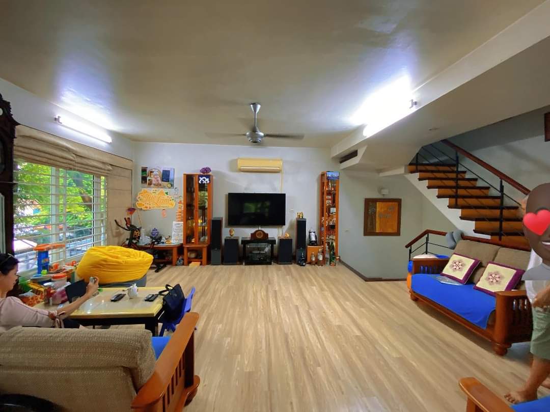 Bán nhà mặt phố Nguyễn Chí Thanh quận Đống Đa, nhà 6 tầng diện tích 102m2, mặt tiền 6m, giá 45 tỷ.