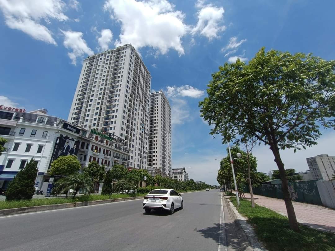 Bán Đất Hồng Tiến Thông sang Bồ Đề Long Biên Ô tô Tránh 50m chỉ 6 tỷ