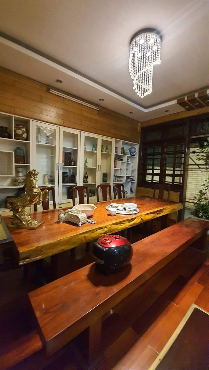 Biệt thự 3 tầng Mễ Trì Thượng 216m2 hơn 30 tỷ Nam Từ Liêm Hà Nội phân lô diện tích rộng đẹp vào ở ngay.