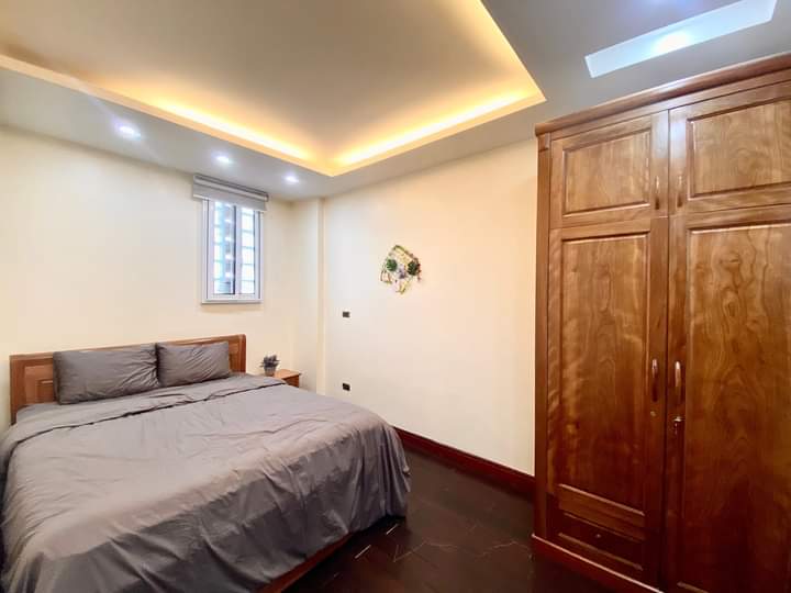 Nhà 9 tầng Yên Phụ 106m2 ngang 8m hơn 29 tỷ Tây Hồ Hà Nội view Hồ Tây kinh doanh dòng TIỀN tốt đẳng cấp.