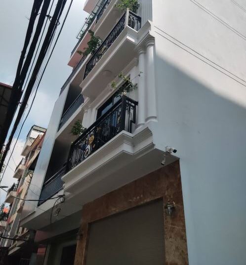 NHÀ LẠC LONG QUÂN - HÀ NỘI - NGAY SÁT HỒ TÂY