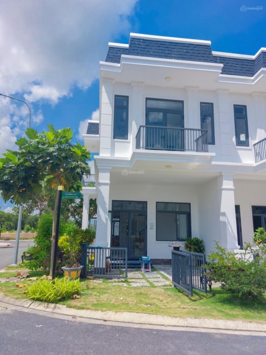 Bán gấp nhà phố Đức Lập Thượng 120m2 đường nhựa 10m