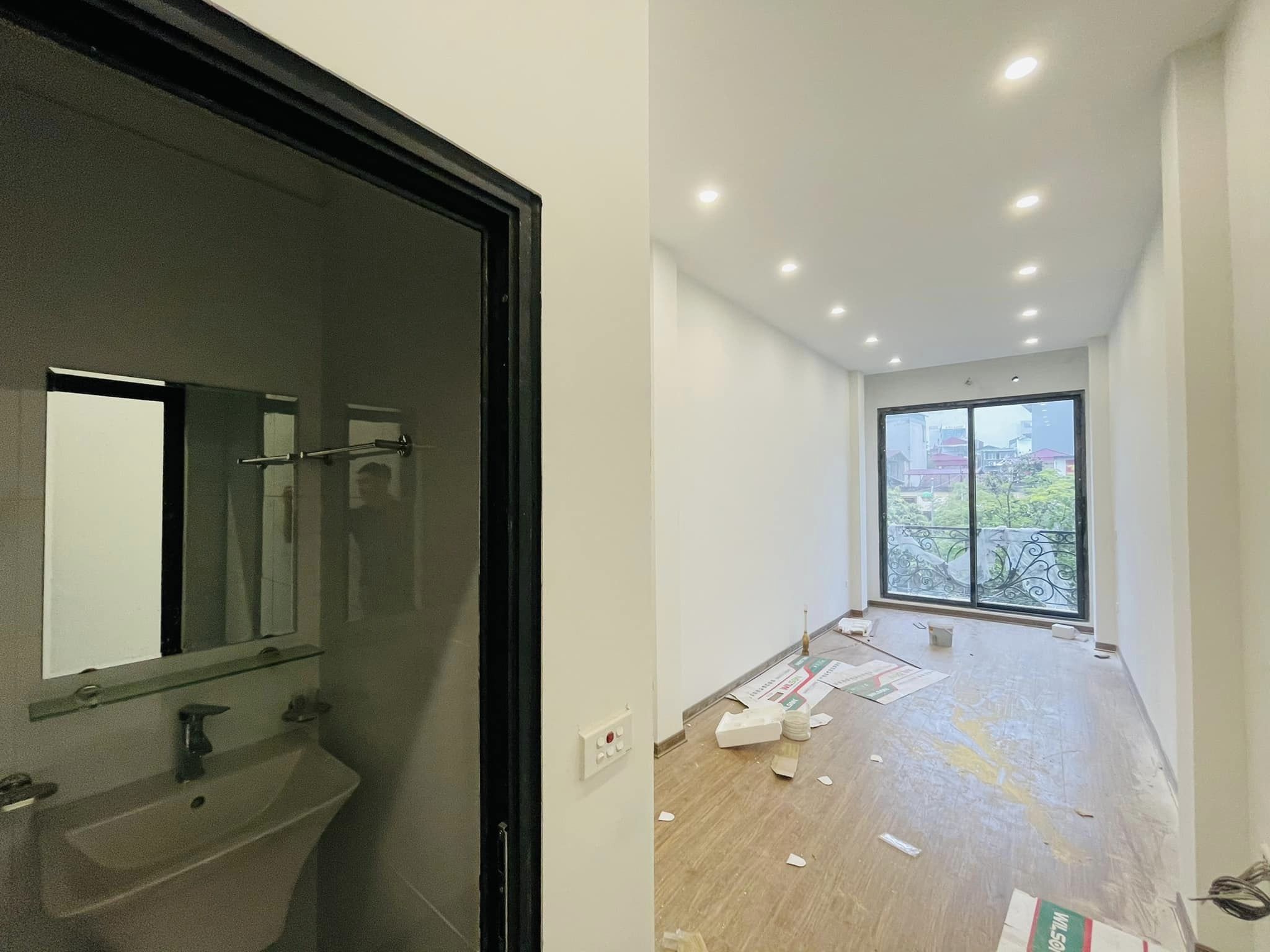 Nhà mặt phố Thịnh Yên, gần Chợ Giời, 52m2 x 5 tầng, giá 21.5 tỷ