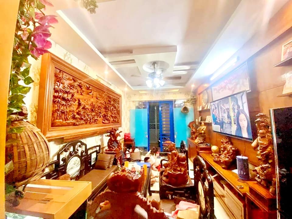 BÁN NHÀ PHỐ VĨNH HƯNG, 32M2, 6 TẦNG, MT4,2m, GIÁ 3,25 TỶ.