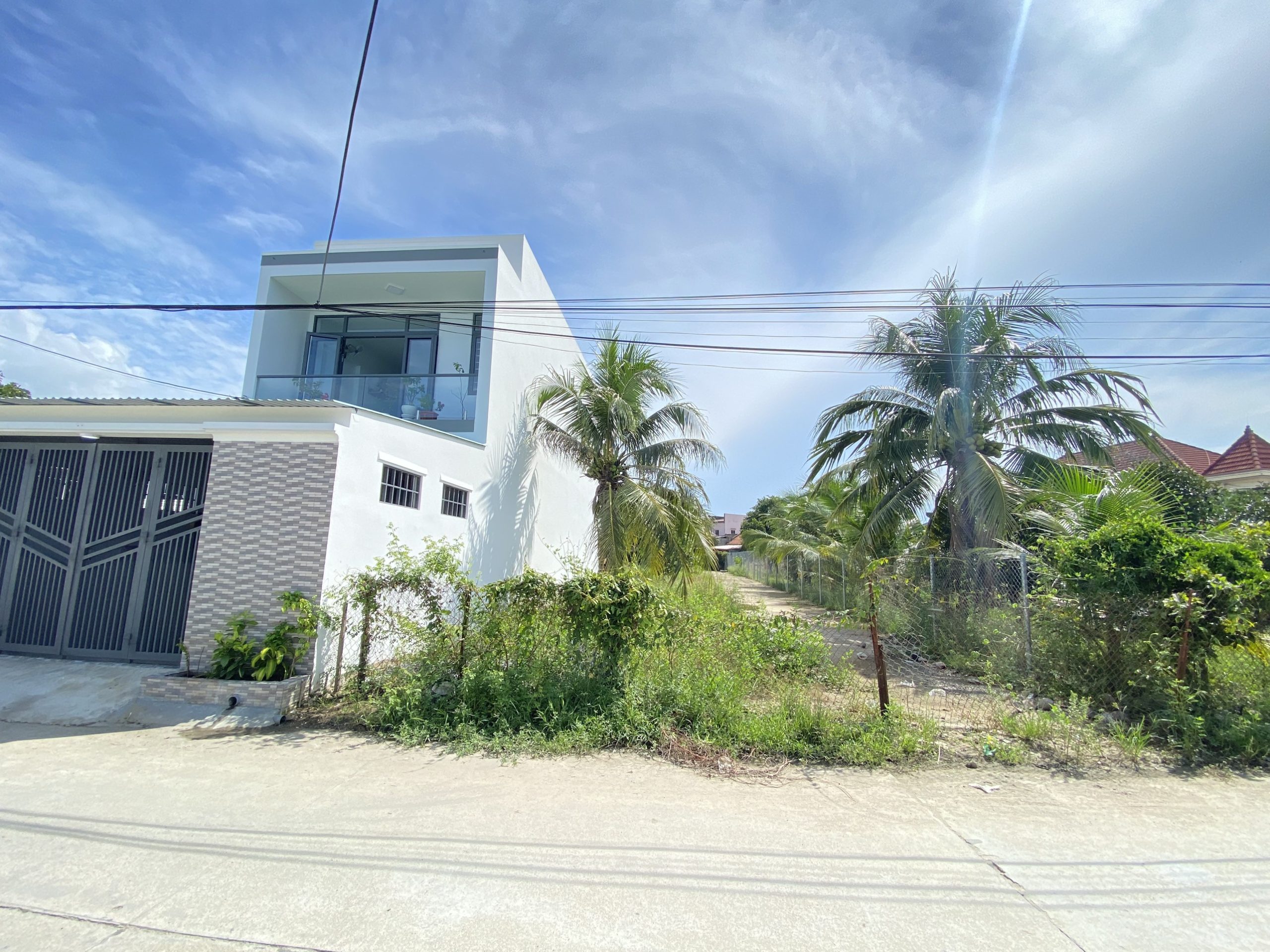 LÔ ĐẤT VĨNH TRUNG, NHA TRANG NẰM NGAY MẶT TIỀN HL46 GIÁ TỐT