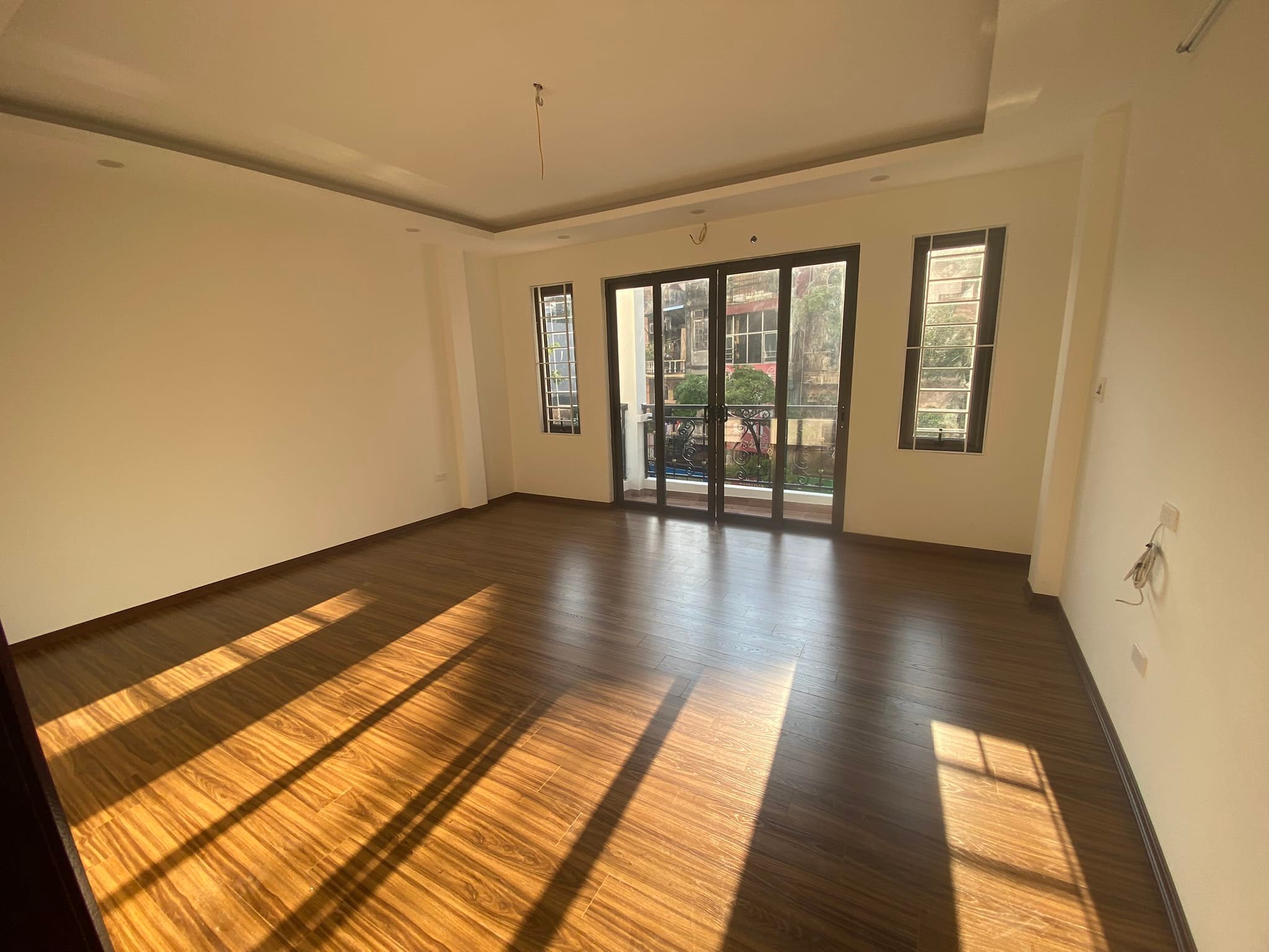 BÁN NHÀ MẶT PHỐ TRƯƠNG ĐỊNH 80M2, 5 TẦNG, MT 6M, GIÁ 16,9 TỶ.