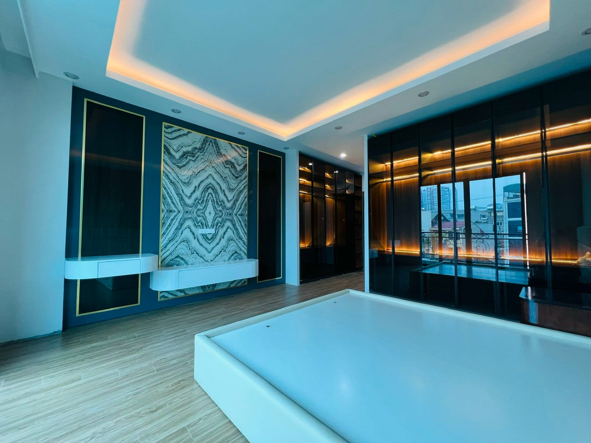 BÁN NHÀ MẶT PHỐ TRƯƠNG ĐỊNH 58M2, 5 TẦNG, MT 5M, Ô TÔ, KINH DOANH, GIÁ 12,5 TỶ.