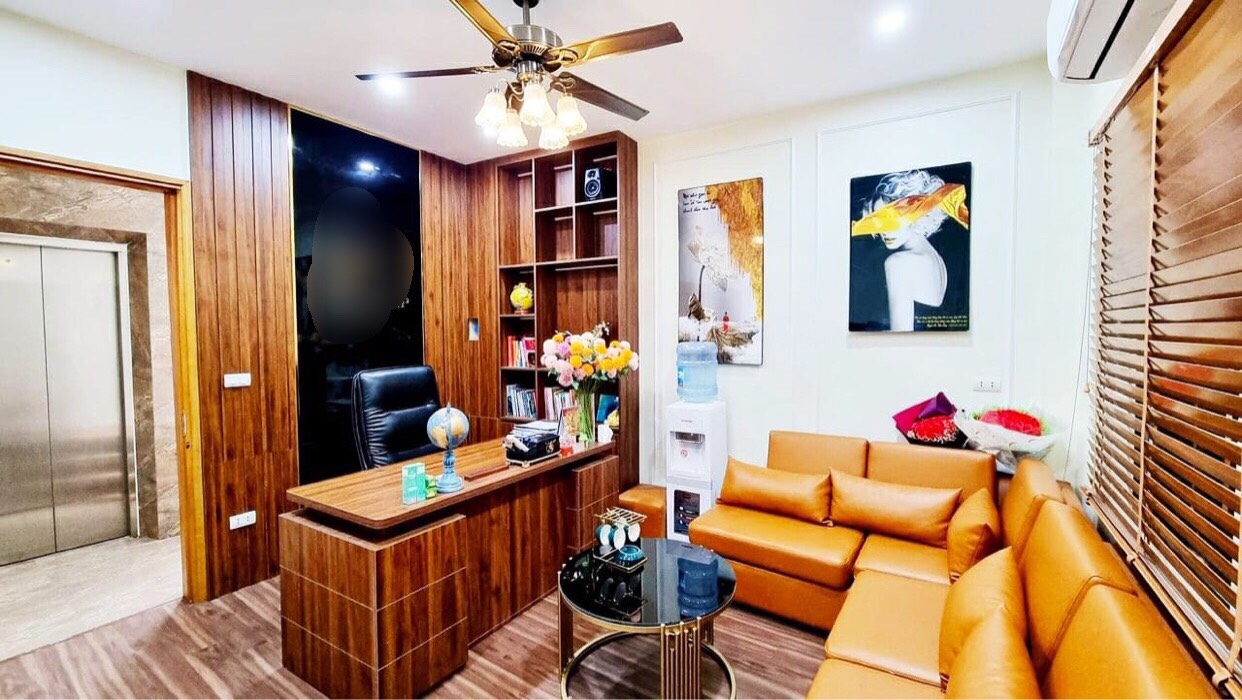 Bán nhà Phố Thiên Hiền, thang máy, ô tô đỗ cửa, chỉ hơn 6 tỷ