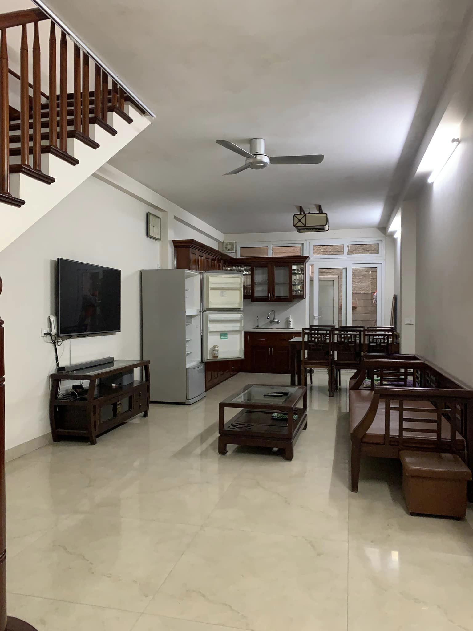 Bán nhà phân lô Võng Thị, Tây Hồ , 55m, 5 T, MT 4m, nhỉnh 7 tỷ.