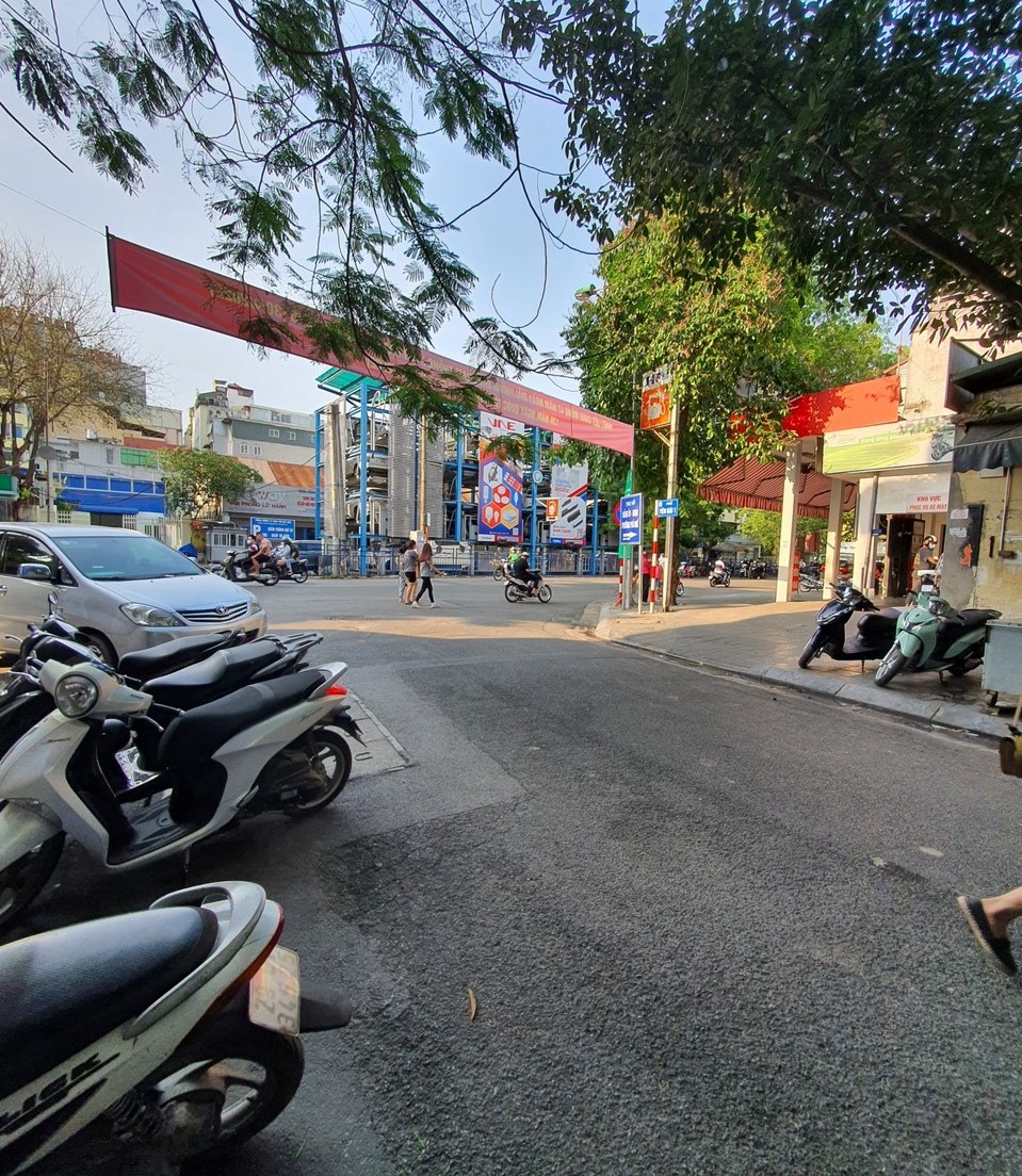 MẶT PHỐ HAI BÀ TRƯNG SIÊU HIẾM, KINH DOANH ĐỈNH, Ô TÔ, VỈA HÈ, 40M2X4T, CHỈ 13.5 TỶ