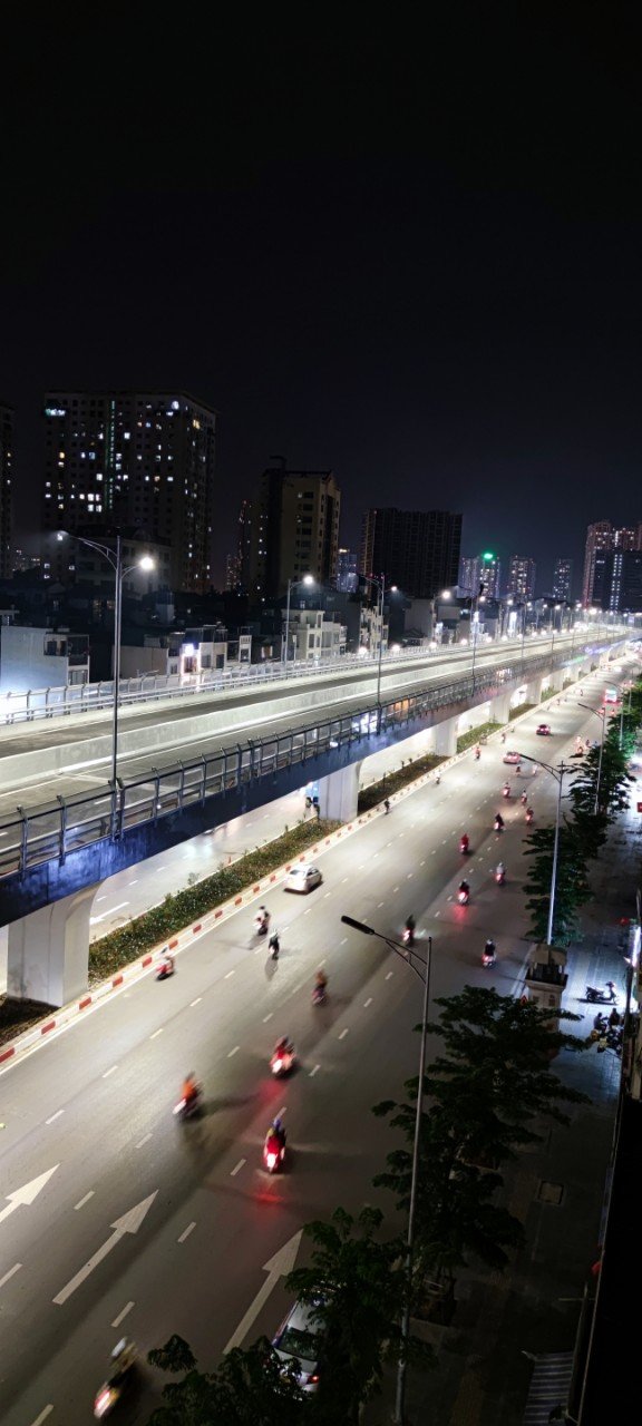 100% thổ cư, Bán nhà đất mặt phố Minh Khai. DT 200m2, 2 mặt tiền, giá 39.5 tỷ