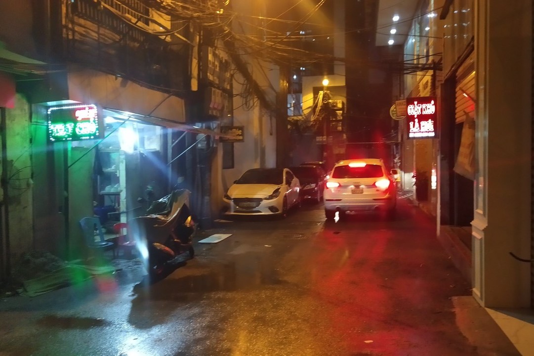 MẶT PHỐ CẦU GIẤY, NHÀ ĐẸP, 2 THOÁNG, KINH DOANH ĐỈNH, 18.5 TỶ