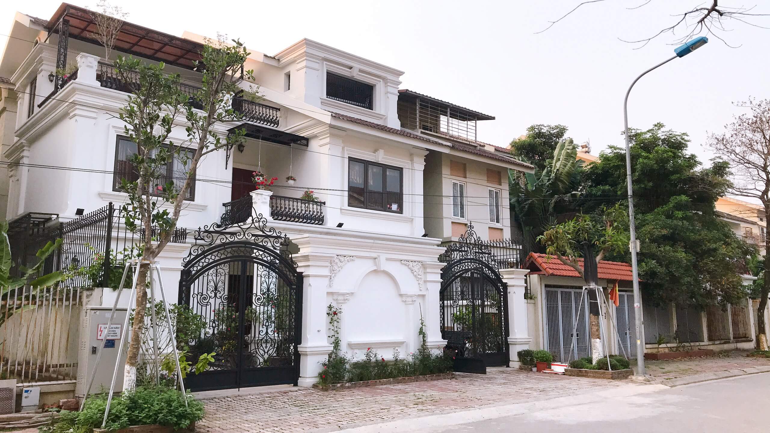 Cần bán Biệt thự góc hướng đông nam tại dự án Khu đô thị mới Tân Tây Đô, Diện tích 248m²