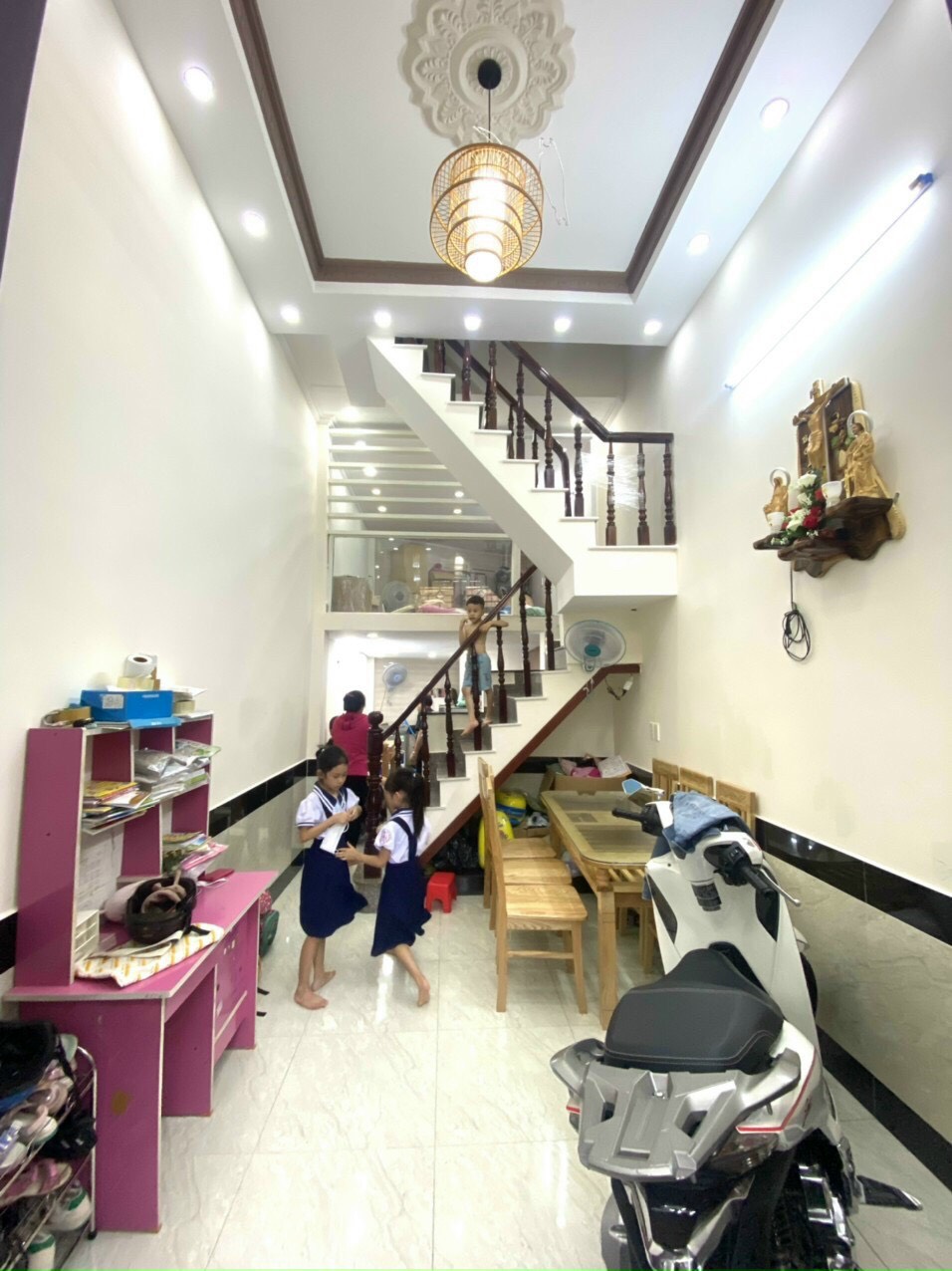 Hẻm 3.5m, Đỗ Tấn Phong, 3 x 11m, 3 lầu, chỉ 3.7 tỷ, Phú Nhuận