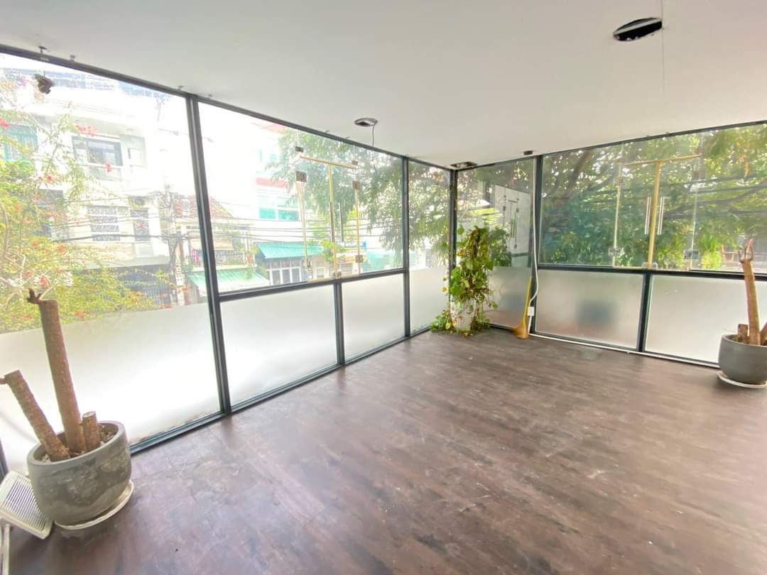 270m2