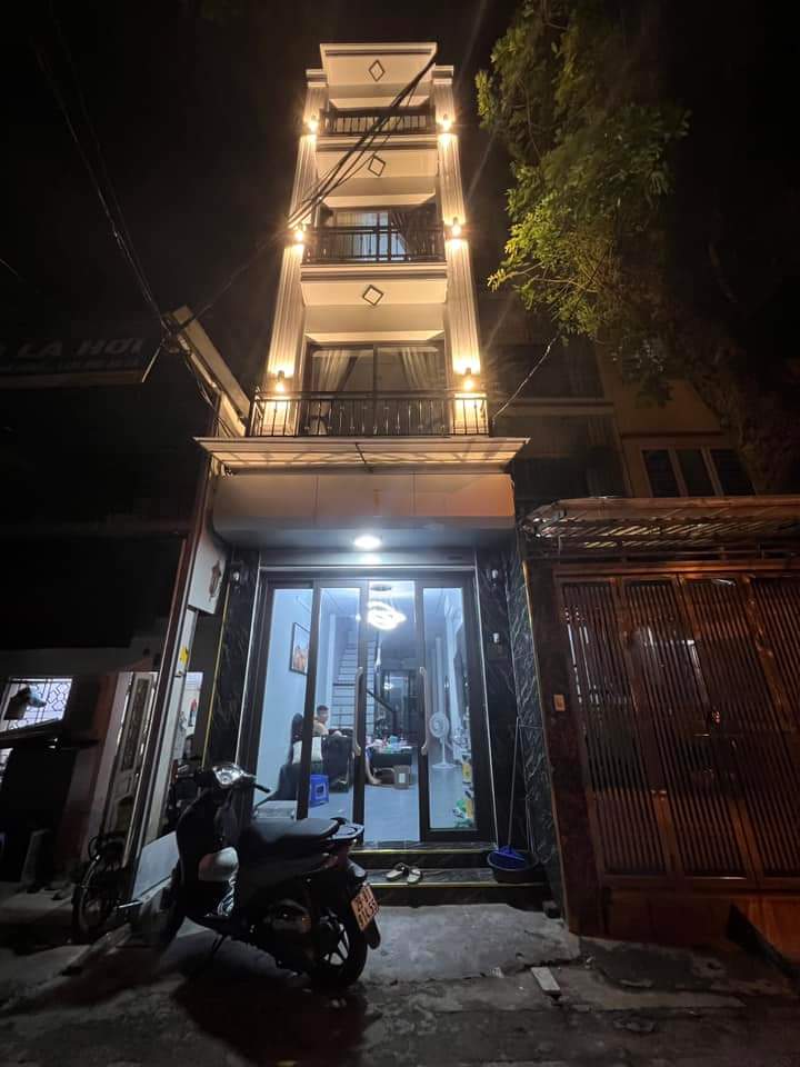 BÁN NHÀ PHỐ PHÚC XÁ - TRUNG TÂM BA ĐÌNH - Ô TÔ TRÁNH - KINH DOANH CỰC ĐỈNH