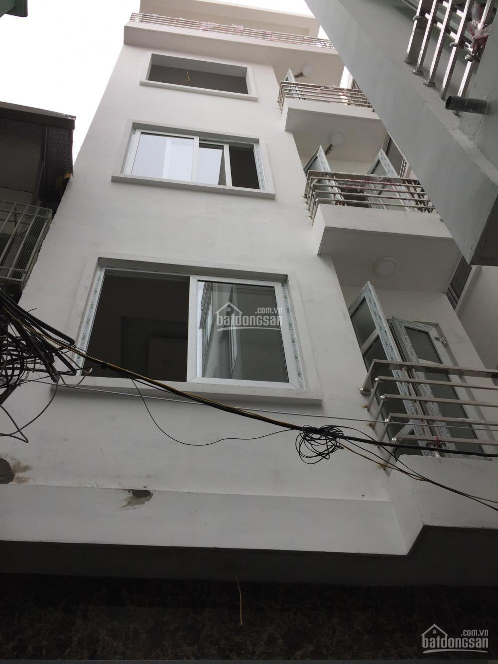 Cho thuê nhà riêng tại Đường Xuân La , DT 35m x 5 tầng , MT 4m , giá 10tr/tháng