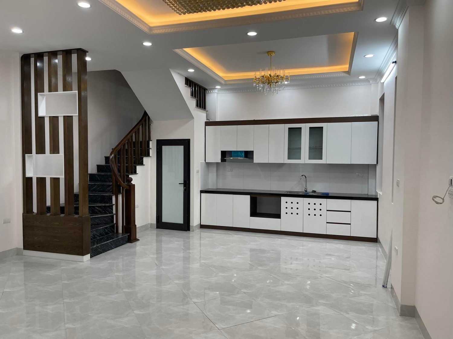 Siêu phẩm Trương Định, nhà đẹp, mặt ngõ thông, 42m2 x 4T, MT 3,6m Nhỉnh 4 tỷ